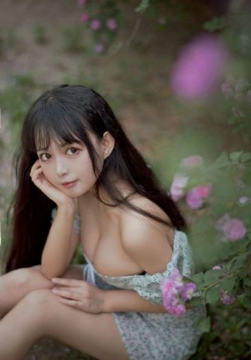 高贵女王脚奴视频vk_快播高清无删减WWW